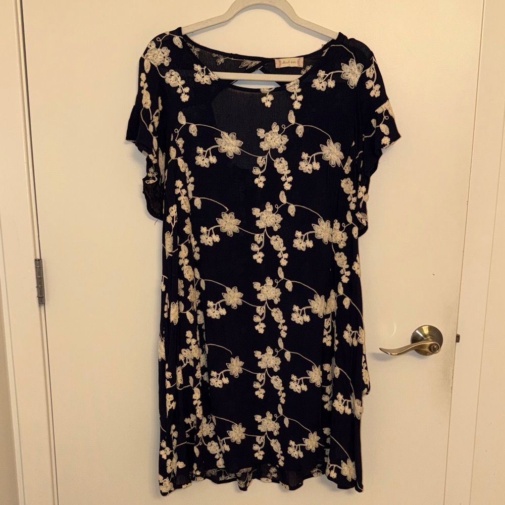 Altar’d State Navy and Cream Floral Short-Sleeve Mini Dress